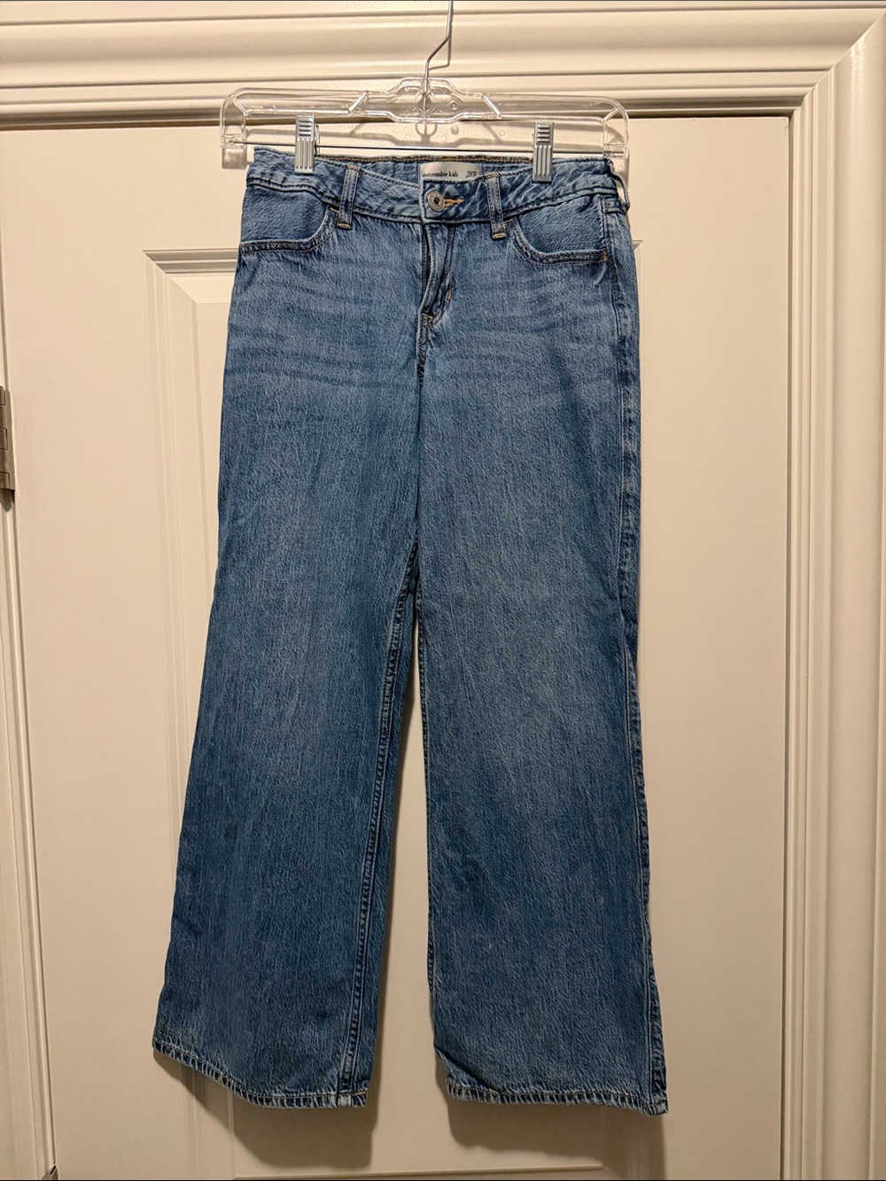 Abercrombie Kids Girls size 11/12 regular low rise, baggy jeans
